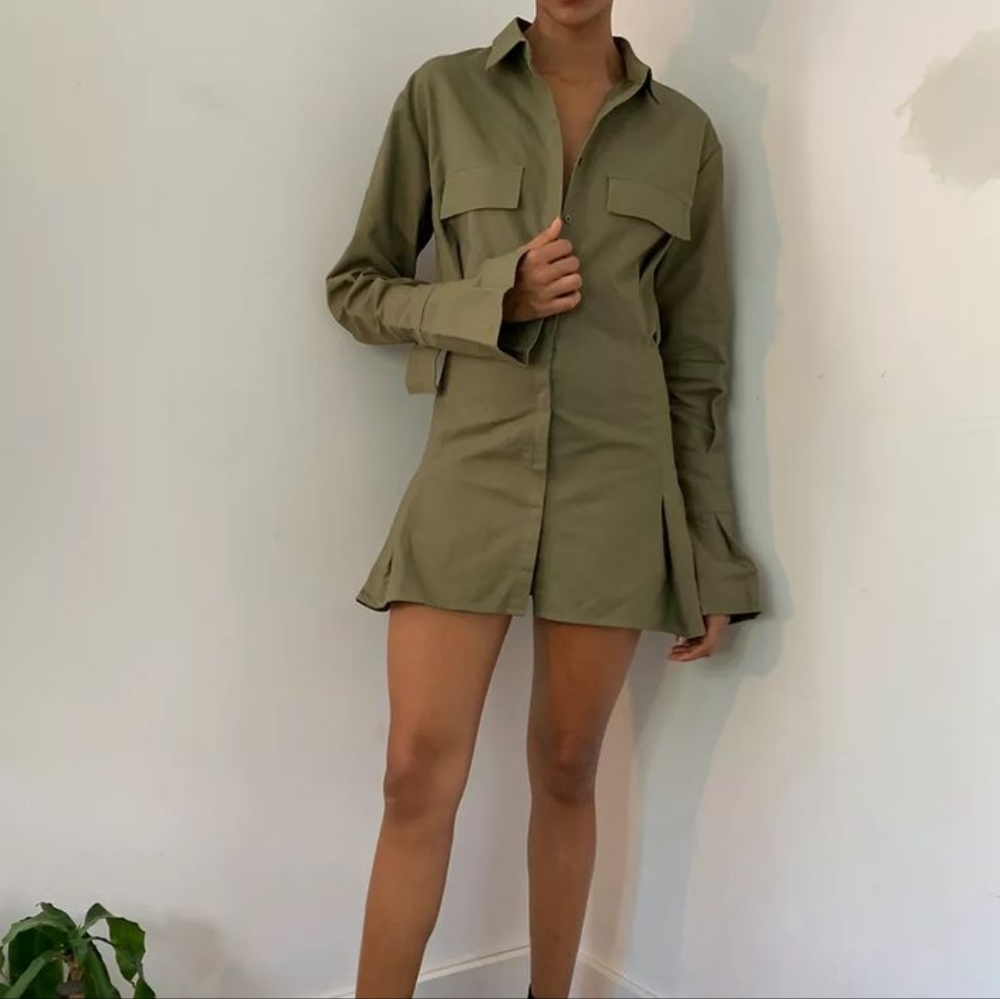 Brand new with tag BUTTON-DOWN SHIRT DRESS IN DARK GREEN